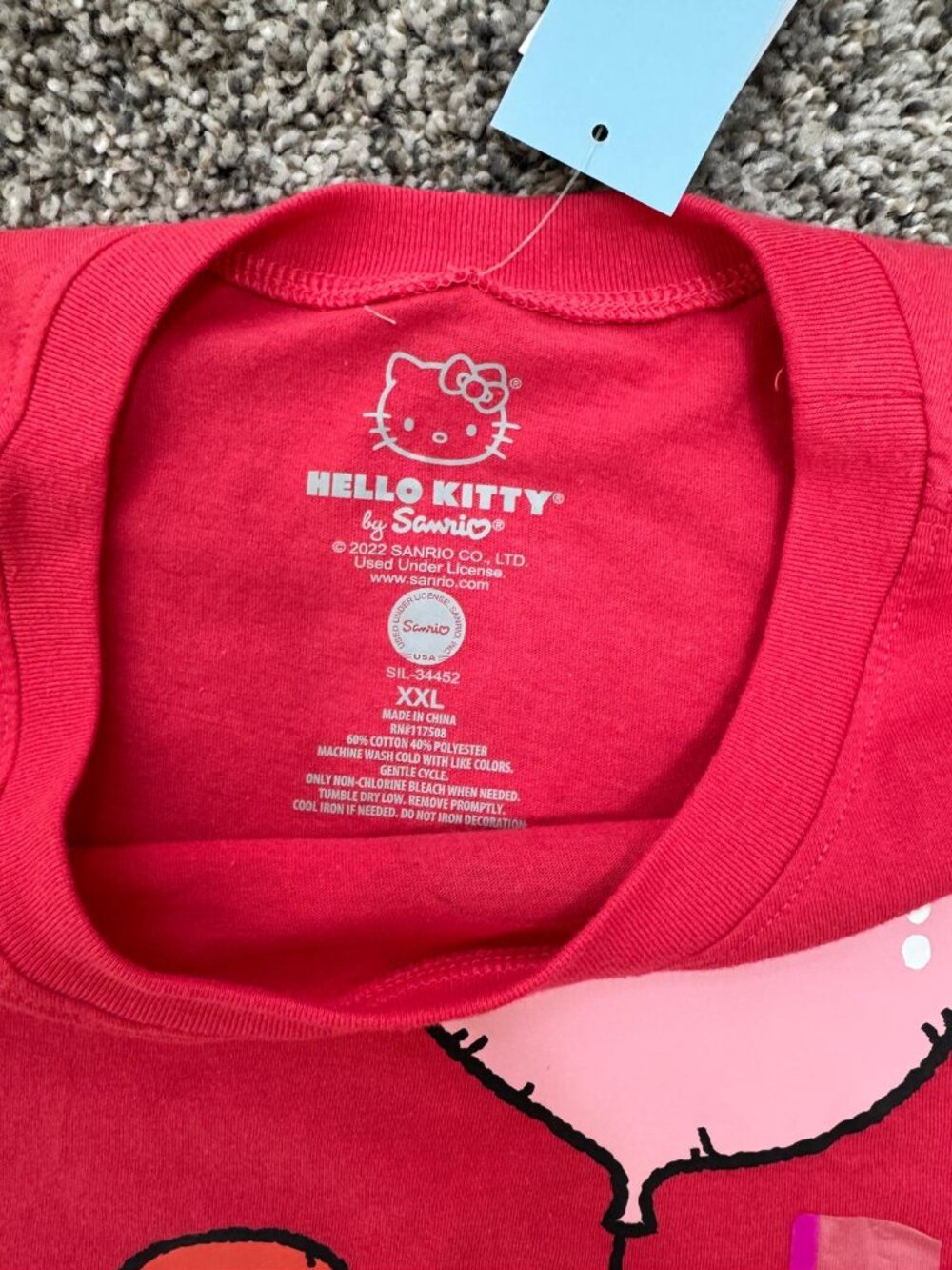 Hello Kitty Heart Balloon Graphic T Shirt Womens XXL Pink Sanrio NWT - Picture 3 of 11